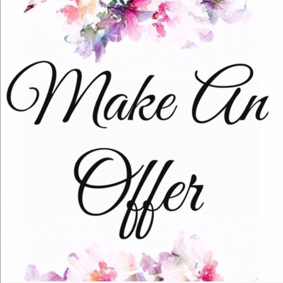 Nike, Lululemon, Adidas, Unser Armour - Picture 4 of 5